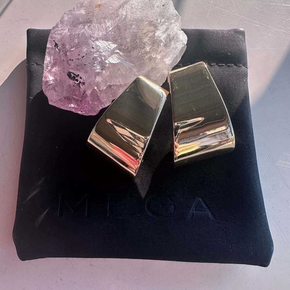 MEGA Graduate Earrings 14k Gold